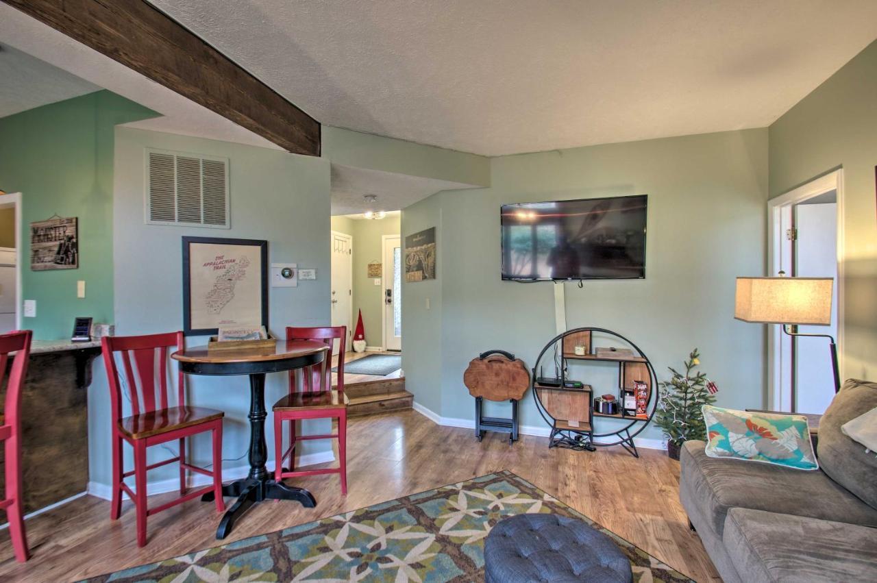 Wintergreen Resort Mountain Condo With Pool Access! Lyndhurst Bagian luar foto