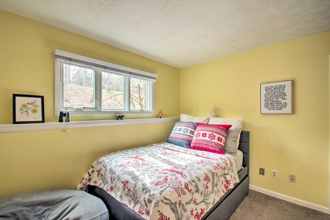 Wintergreen Resort Mountain Condo With Pool Access! Lyndhurst Bagian luar foto